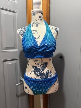 Blue teal mermaid ombre Halter Bikini Set (juniors 11-15) Sun Tails
